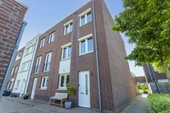 12 - Het Fort 22 Waalwijk Voorzijde.jpg