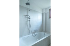 28 - Chopinpad 30 Almere Badkamer.jpg