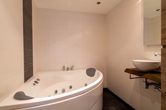 44 - Tureluur 15 Waspik Badkamer.JPG