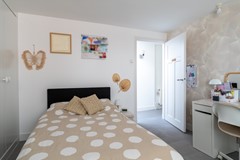 32 - Burg. vd. Klokkenaan 47 Waalwijk.JPG