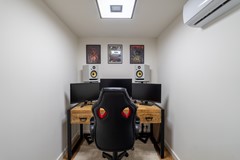 46 - Burg. vd. Klokkenaan 47 Waalwijk.JPG