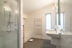 36 - Wulp 14 Waspik Badkamer.JPG