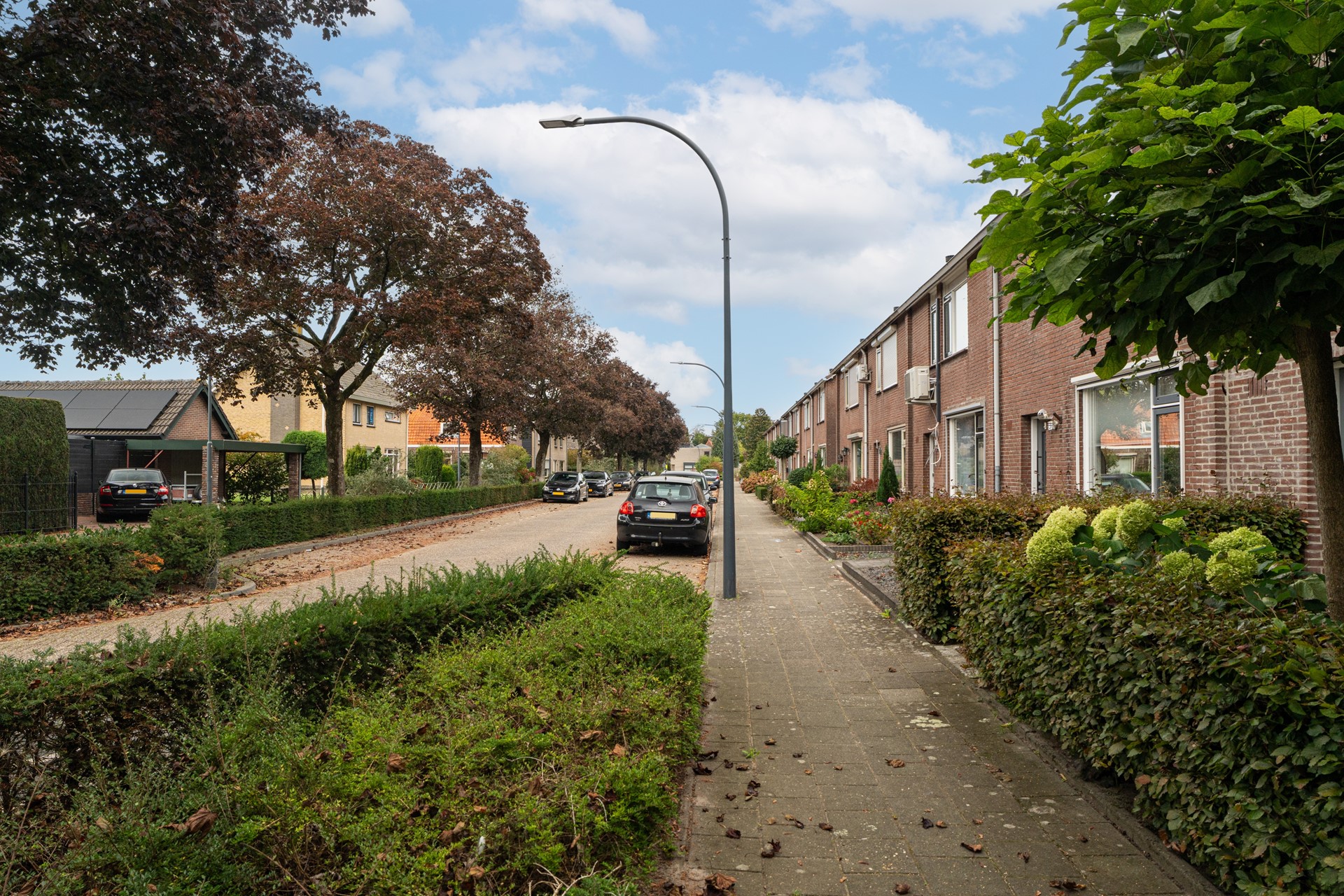 Tussenwoning te koop: Trampad 19, Sprang-Capelle