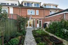 Tussenwoning te koop: Arnoldus Verschurenstraat 1A, Waspik