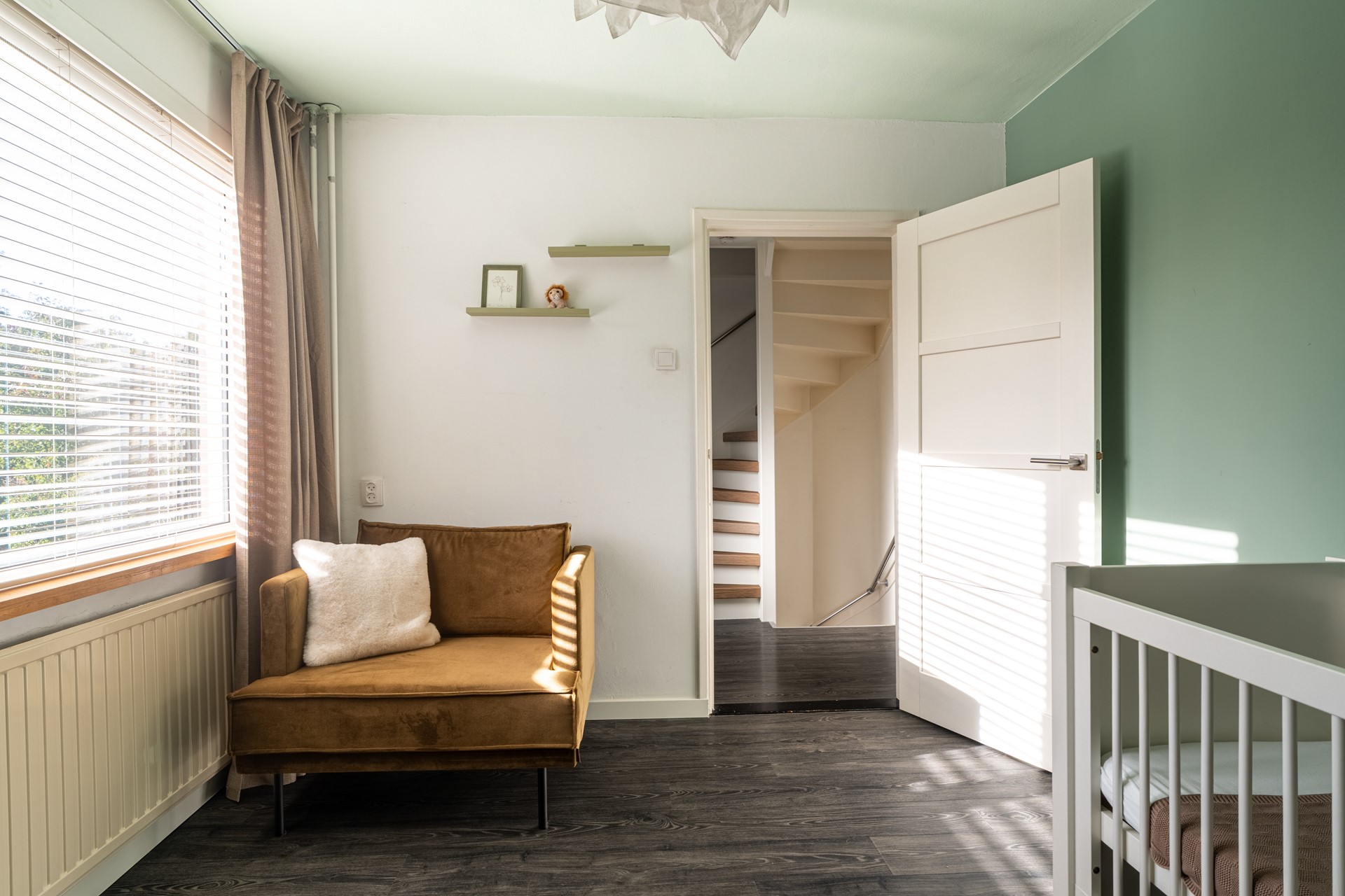 Tussenwoning te koop: Arnoldus Verschurenstraat 1A, Waspik