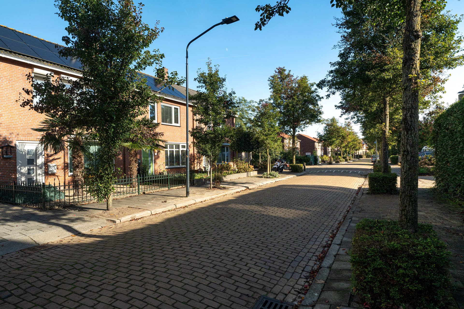 Tussenwoning te koop: Arnoldus Verschurenstraat 1A, Waspik