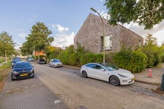 Zu Kaufen: Een ideale gezinswoning met ruimte, comfort én een fijne woonomgeving.