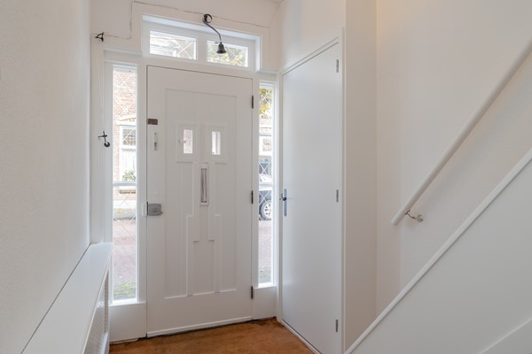 Medium property photo - van Limburg Stirumstraat 27B, 2201 JM Noordwijk