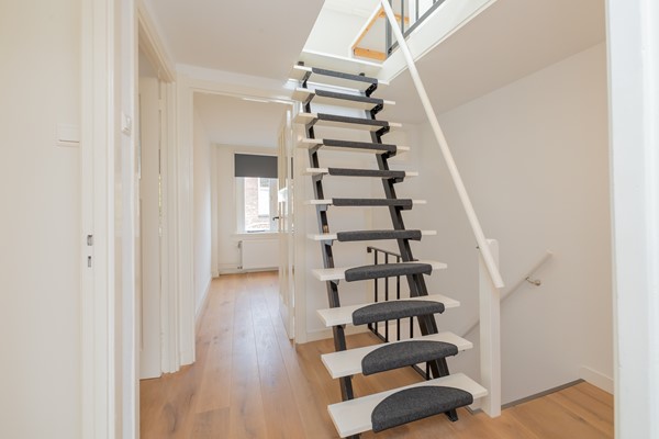 Medium property photo - van Limburg Stirumstraat 27B, 2201 JM Noordwijk