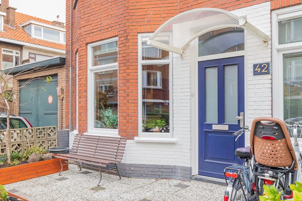 Medium property photo - Harderwijkstraat 42, 2573 ZM Den Haag