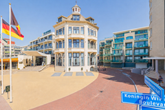 Te koop: Thuiskomen in luxe en comfort, omringd door zee, strand en ontspanning.