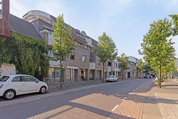 Penthouse met prachtig uitzicht over het centrum van Oosterhout 