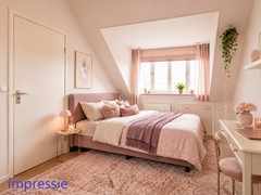 Forsythiastraat 13 impressie zolder slaapkamer bed.jpg
