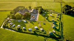 luchtfoto camping.jpeg