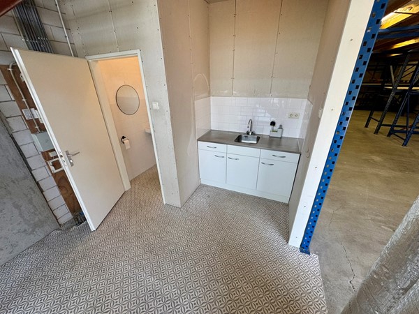 Medium property photo - Van Geenstraat 112, 2571 DB Den Haag