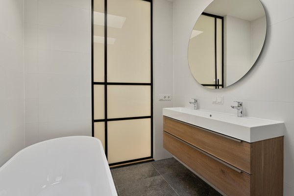 Medium property photo - Chris Van Abkoudestraat 21, 2321 WW Leiden