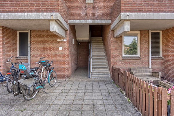 Medium property photo - Gerrit van der Veenlaan 233, 2552 WJ Den Haag
