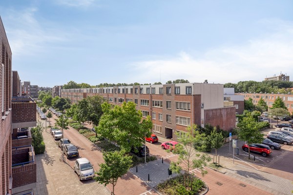 Medium property photo - Gerrit van der Veenlaan 233, 2552 WJ Den Haag