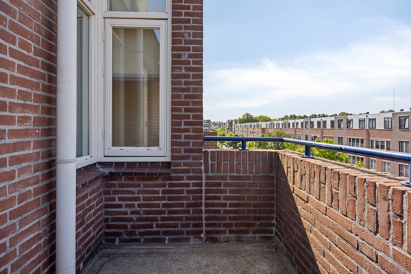 Medium property photo - Gerrit van der Veenlaan 233, 2552 WJ Den Haag
