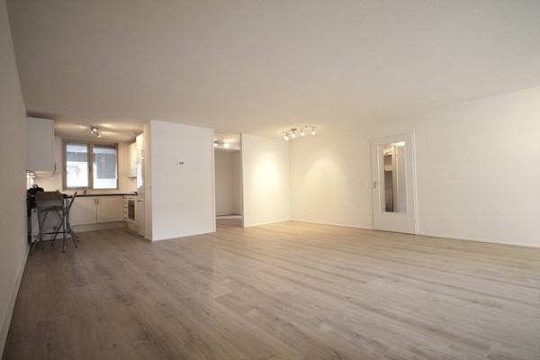 Medium property photo - Noordwal 47, 2513 EB Den Haag