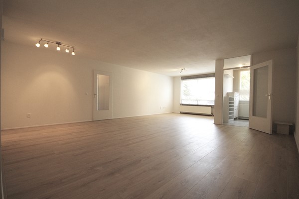 Medium property photo - Noordwal 47, 2513 EB Den Haag