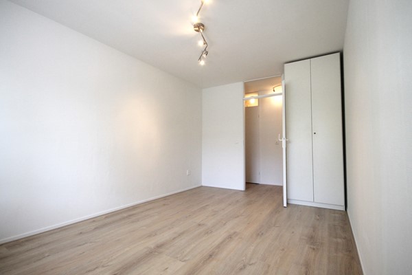 Medium property photo - Noordwal 47, 2513 EB Den Haag