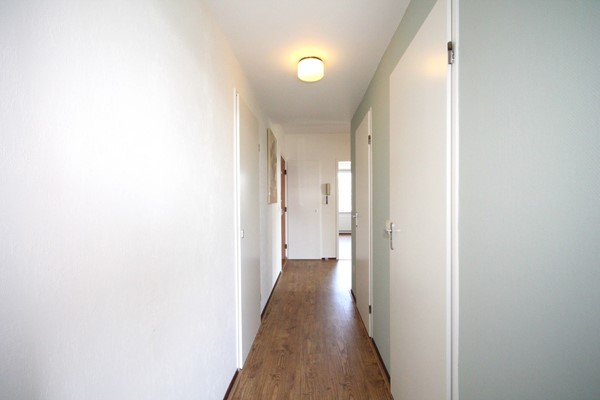 Medium property photo - Jacques Urlusstraat 147, 2551 HB Den Haag