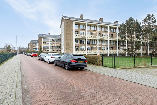Medium property photo - De Savornin Lohmanlaan 77, 2566 AJ Den Haag