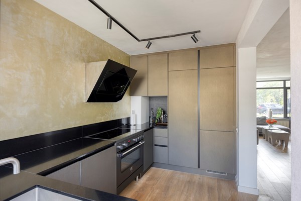 JohannesMeybeeklaan152273HHVoorburg-17.jpg