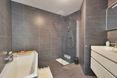 For rent: Utrechtsedwarsstraat, 1017 WE Amsterdam