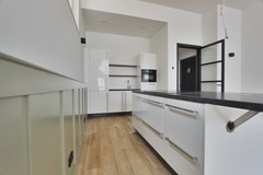 Nieuw in verhuur:Nieuwezijds Voorburgwal, 1012 RM Amsterdam - Foto