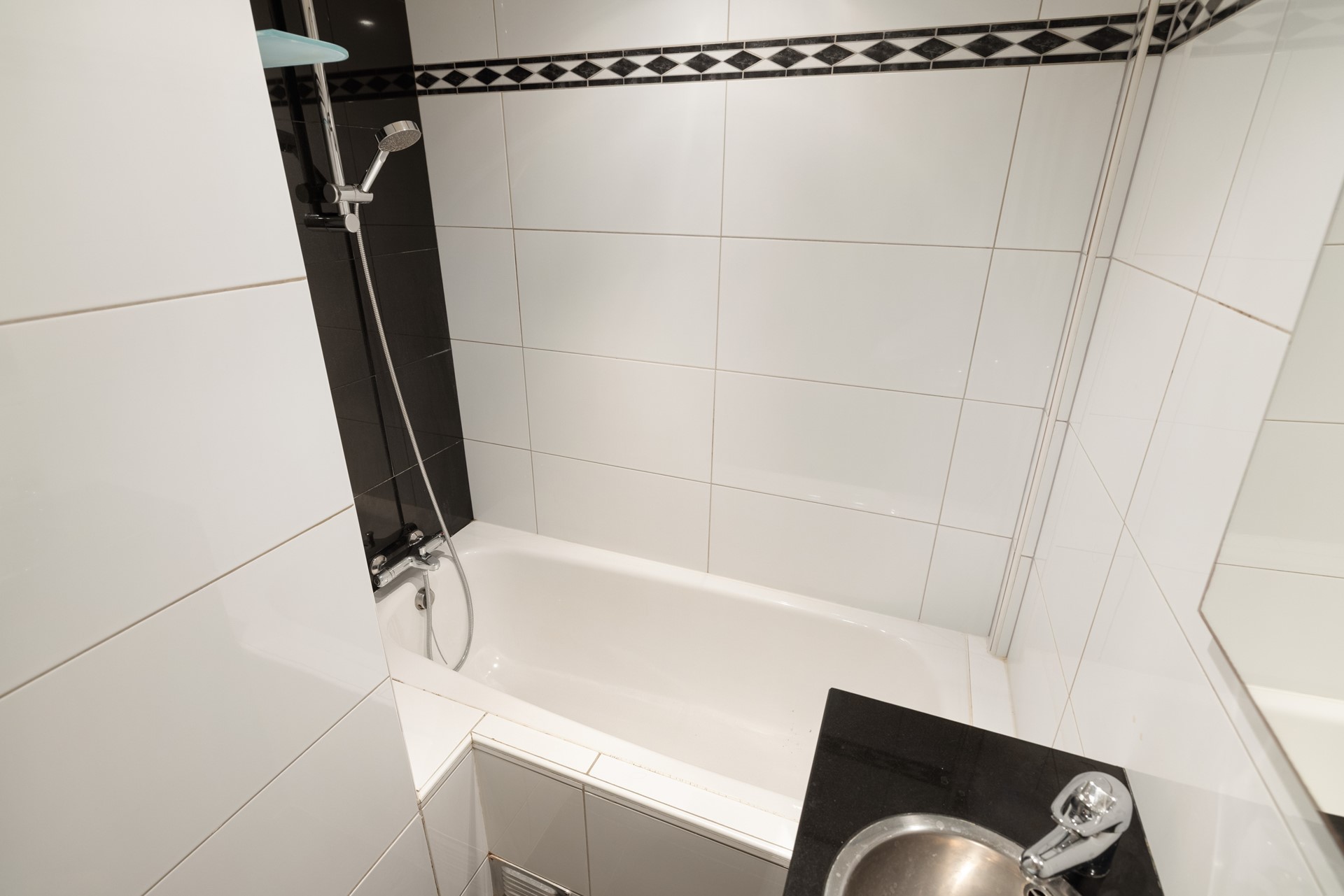 Appartement te koop: Ennemaborg 39, Amsterdam
