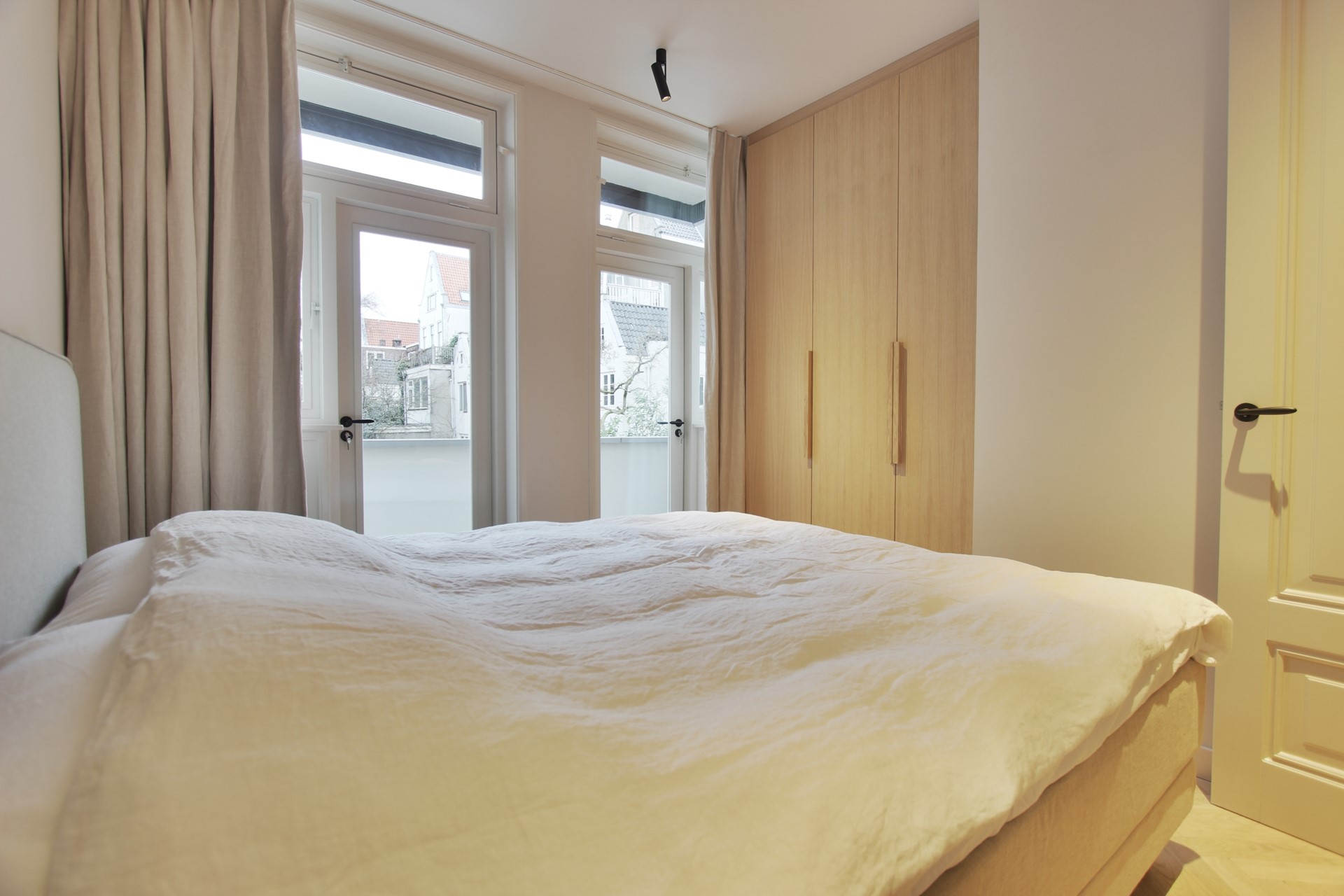Woning te huur: Noorderdwarsstraat, Amsterdam