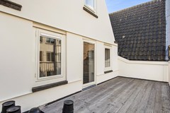 Rented: Nieuwezijds Voorburgwal 154D, 1012 SJ Amsterdam
