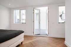 Rented: Nieuwezijds Voorburgwal 154C, 1012 SJ Amsterdam