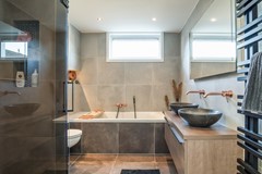 Verkocht onder voorbehoud:Corversbos 151, 2134 MD Hoofddorp - Foto