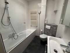 For rent:Bronckhorststraat 20-2, 1071 WR Amsterdam - Photo