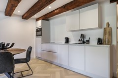 Nieuw in verhuur:Nieuwezijds Voorburgwal, 1012 RZ Amsterdam - Foto