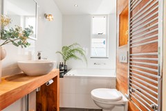 For sale: Zeeburgerkade 588, 1019 HR Amsterdam