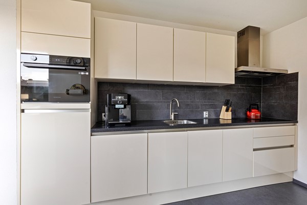 Medium property photo - Florastraat 25, 1695 BH Blokker