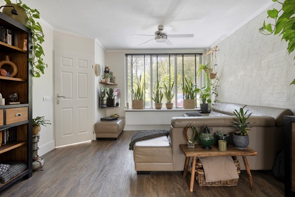Medium property photo - Paardebloem 7, 1689 RM Zwaag