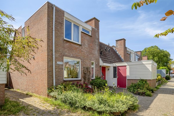 Klokketuin 71, 1689 KS Zwaag
