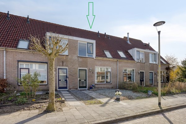 Kamille 29, Opmeer