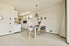 Rented: Valkenburgerstraat 140K, 1011 NA Amsterdam
