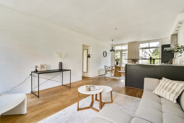 Medium property photo - Heemstedestraat 13-1, 1059 CX Amsterdam