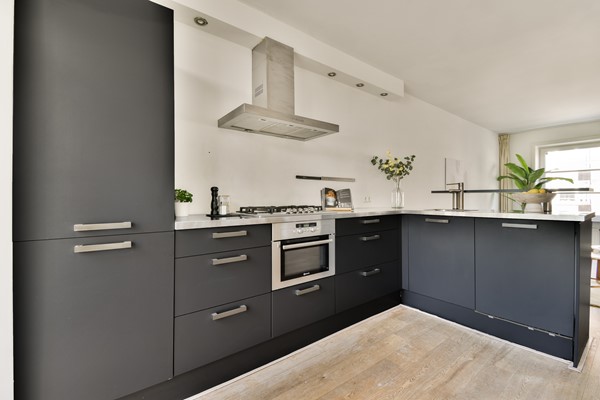 Medium property photo - Heemstedestraat 13-1, 1059 CX Amsterdam