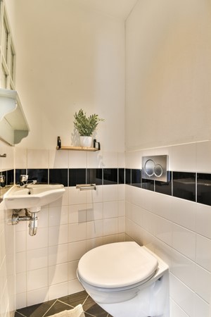 Medium property photo - Heemstedestraat 13-1, 1059 CX Amsterdam