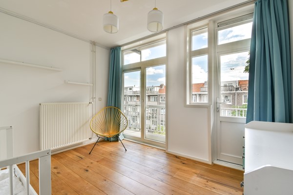 Medium property photo - Aalsmeerweg 19-3, 1059 AA Amsterdam