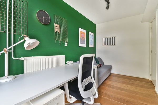 Medium property photo - Aalsmeerweg 19-3, 1059 AA Amsterdam