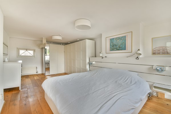 Medium property photo - Aalsmeerweg 19-3, 1059 AA Amsterdam